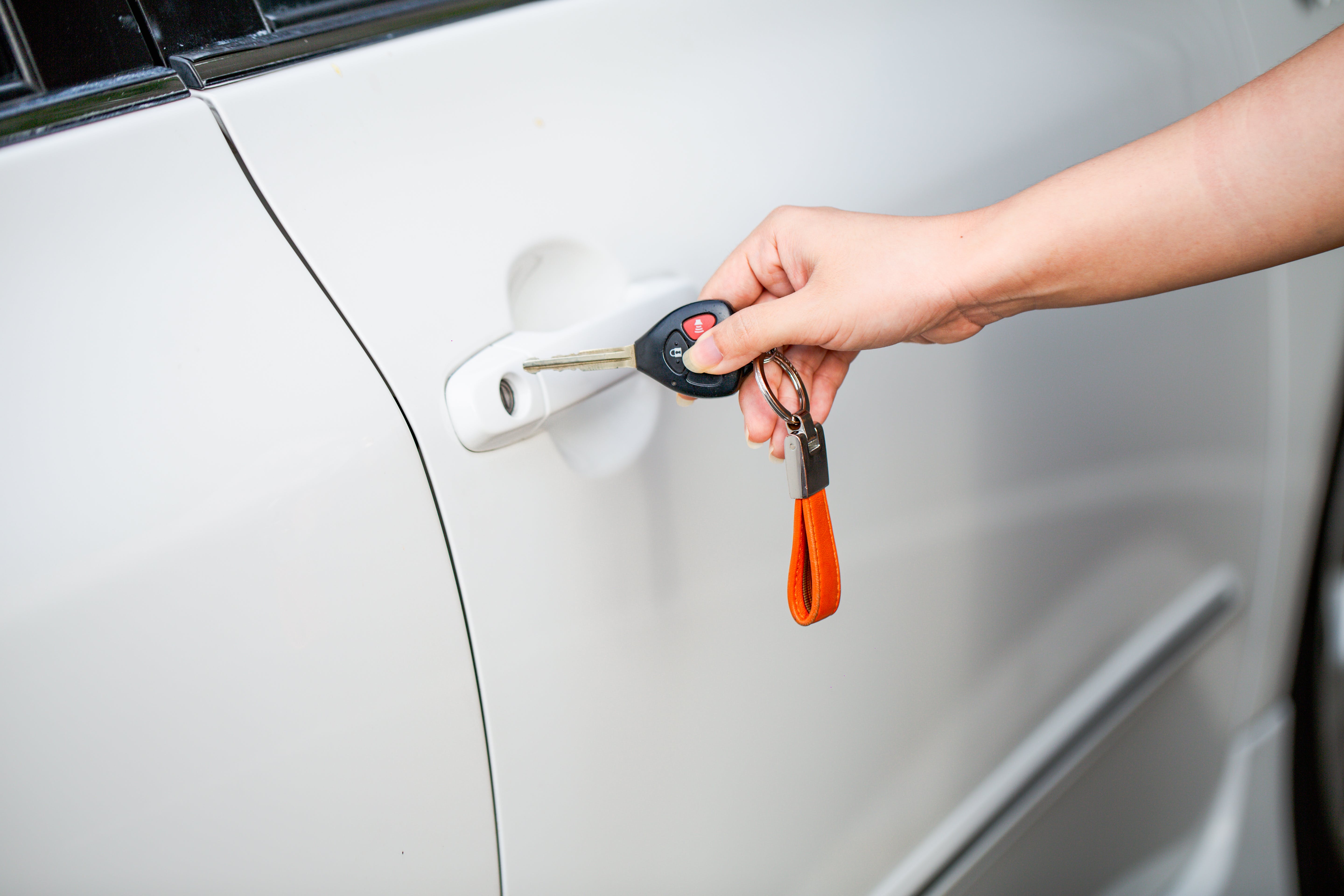 Vehicle locksmith services