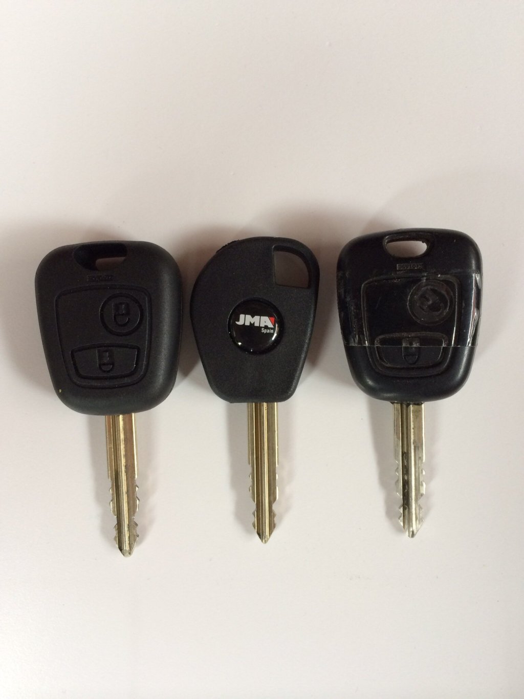 Replacement Citroen Car Key in Walpole Cross Keys.
